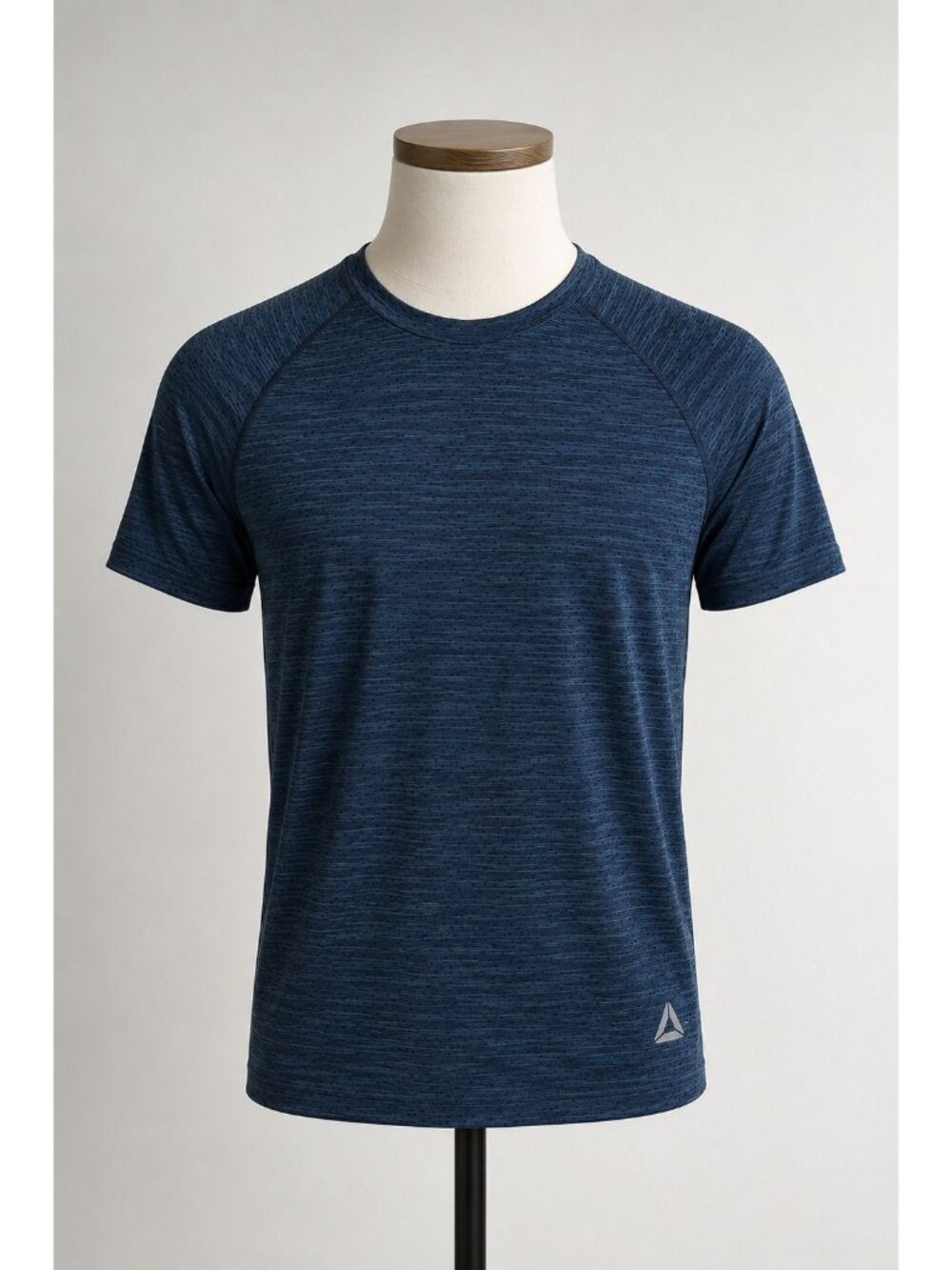Reebok Workout Shirt Men's Size Small – Navy Mesh, Moisture-Wicking - NWT